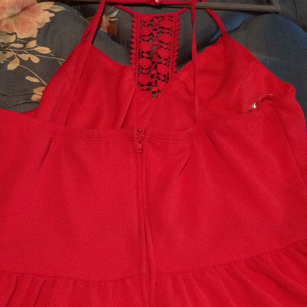Cute red romper - Picture 5 of 6